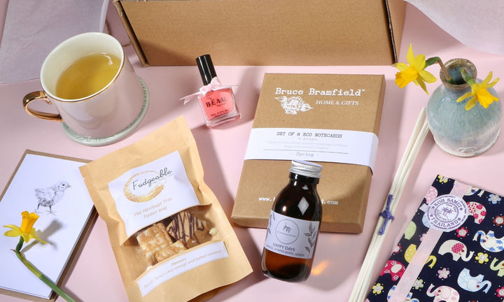 March 2022 - The Mother's Day Box - Loving Small Business